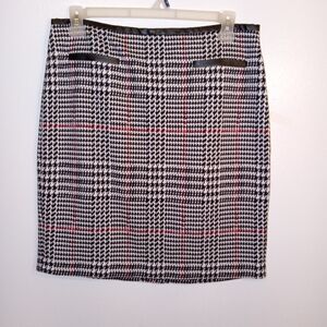 Talbots Black, White, and Red Houndstooth Pencil Skirt